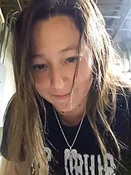 angelbaby1998 online show from 03/08/25, 04:34