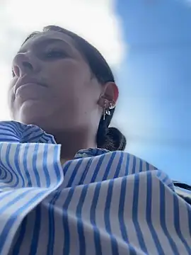 Nicollemays online show from 09/25/25, 02:23