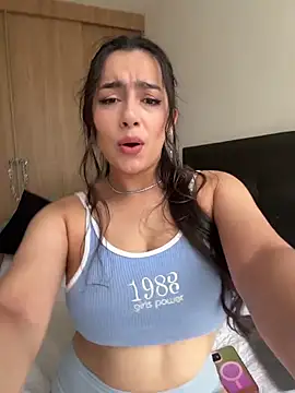 Nicollemays online show from 03/12/26, 04:11