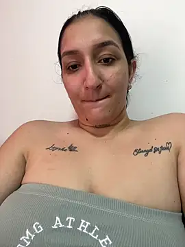 Snapshot of liz_dirty chatting on 05/24/26, 10:31 liz dirty online show from 05/24/26, 10:31