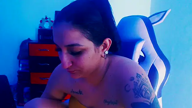 liz dirty online show from 11/24/25, 10:32