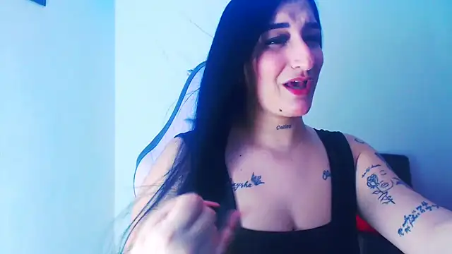 Snapshot of liz_dirty chatting on 04/26/26, 01:58 liz dirty online show from 04/26/26, 01:58