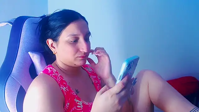 Snapshot of liz_dirty chatting on 02/06/26, 10:50 liz dirty online show from 02/06/26, 10:50