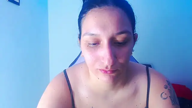 Snapshot of liz_dirty chatting on 02/05/26, 10:49 liz dirty online show from 02/05/26, 10:49