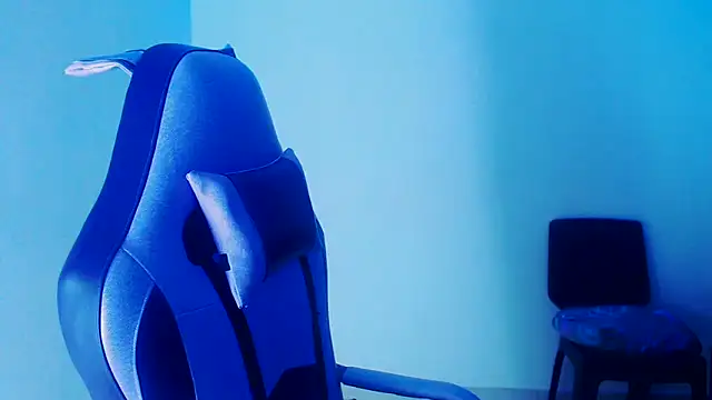 liz dirty online show from 12/19/25, 10:34