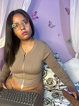 Aleja DANS online show from 04/24/26, 08:05