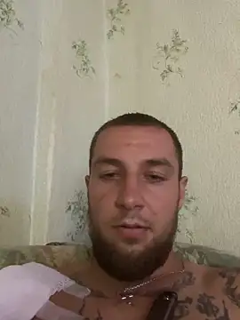 shy-boy-1999 online show from 06/03/26, 11:00