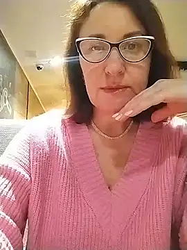 DonnaMagdalena online show from 02/26/26, 09:15