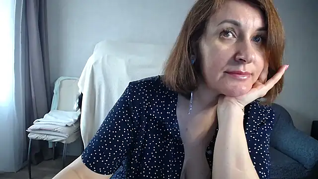 DonnaMagdalena online show from 05/11/26, 05:10