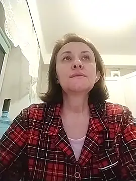 DonnaMagdalena online show from 11/30/25, 01:56