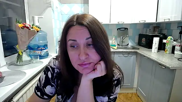 Snapshot of DonnaMagdalena chatting on 12/28/24, 04:30 DonnaMagdalena online show from 12/28/24, 04:30