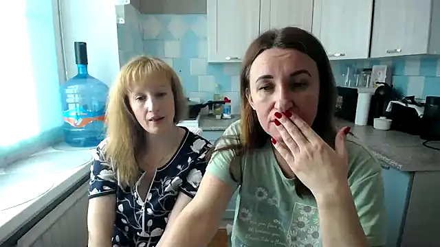 Snapshot of DonnaMagdalena chatting on 09/30/25, 07:14 DonnaMagdalena online show from 09/30/25, 07:14