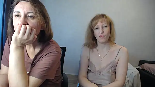 DonnaMagdalena online show from 11/14/25, 07:56