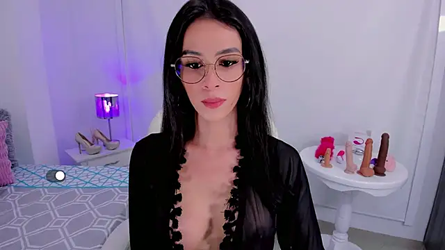 Andrea Marinn online show from 02/11/25, 04:01