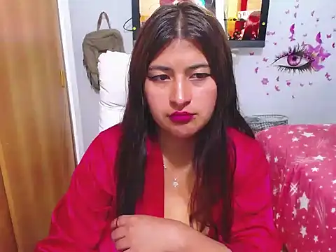 Yunhot  online show from 06/08/26, 09:21