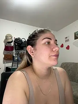 Snapshot of Celestedubois chatting on 07/10/26, 11:49 Celestedubois online show from 07/10/26, 11:49