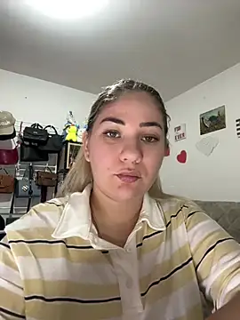 Snapshot of Celestedubois chatting on 07/03/26, 10:16 Celestedubois online show from 07/03/26, 10:16