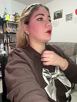 Celestedubois online show from 04/06/26, 08:43