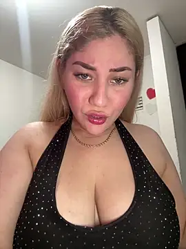 Snapshot of Celestedubois chatting on 02/07/26, 09:23 Celestedubois online show from 02/07/26, 09:23