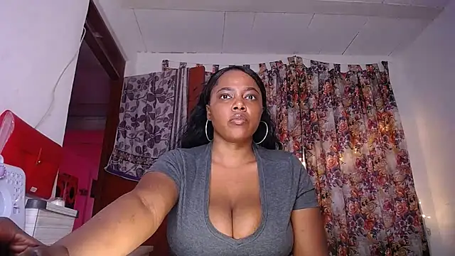 yselahot online show from 02/26/25, 08:04