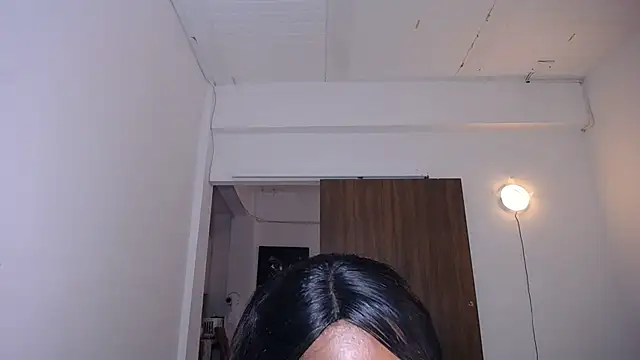 yselahot online show from 03/24/26, 01:11