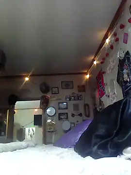 ClydeCan409 online show from 04/04/26, 08:48