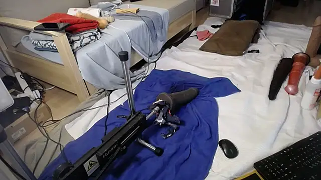 natjuk online show from 03/28/26, 05:52