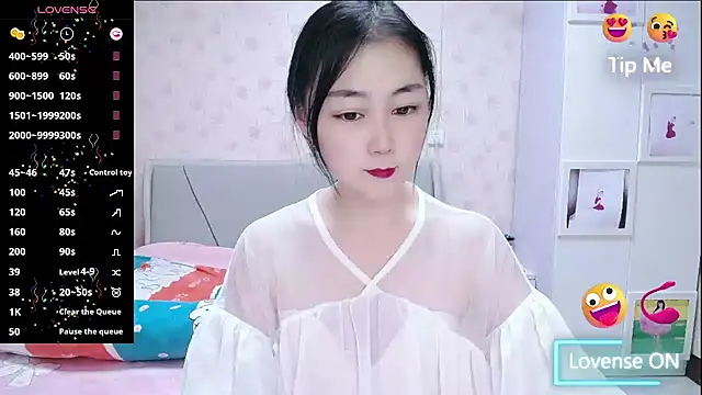 Snapshot of Elvira_baby chatting on 12/15/25, 06:52 Elvira baby online show from 12/15/25, 06:52