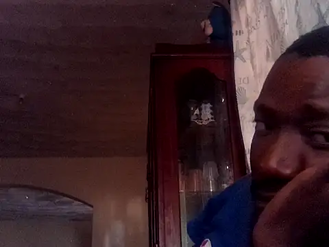 LookingLover34 online show from 11/10/25, 04:45