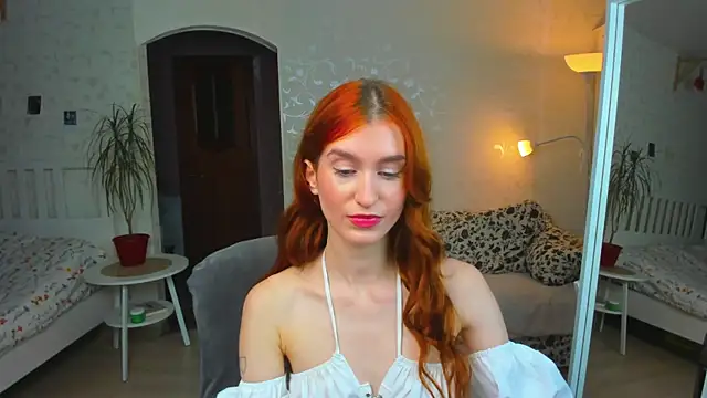 Snapshot of Sally_Biscuit chatting on 10/12/25, 10:27 Sally Biscuit online show from 10/12/25, 10:27