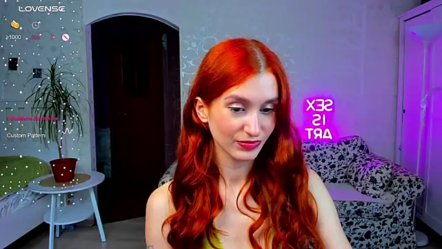 Snapshot of Sally_Biscuit chatting on 09/13/25, 10:15 Sally Biscuit online show from 09/13/25, 10:15