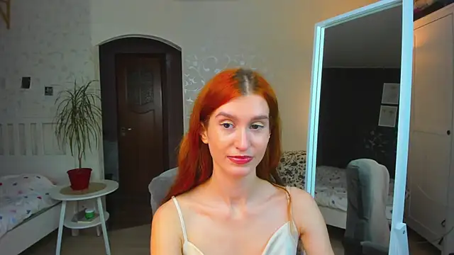 Snapshot of Sally_Biscuit chatting on 10/15/25, 12:24 Sally Biscuit online show from 10/15/25, 12:24