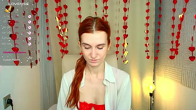 Snapshot of Sally_Biscuit chatting on 02/15/25, 10:33 Sally Biscuit online show from 02/15/25, 10:33