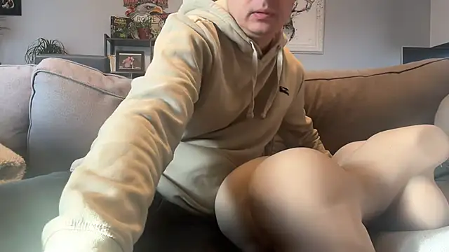 freddy0222222 online show from 03/14/26, 07:36