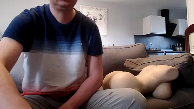 freddy0222222 online show from 05/28/26, 05:15