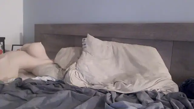 freddy0222222 online show from 02/08/26, 08:28