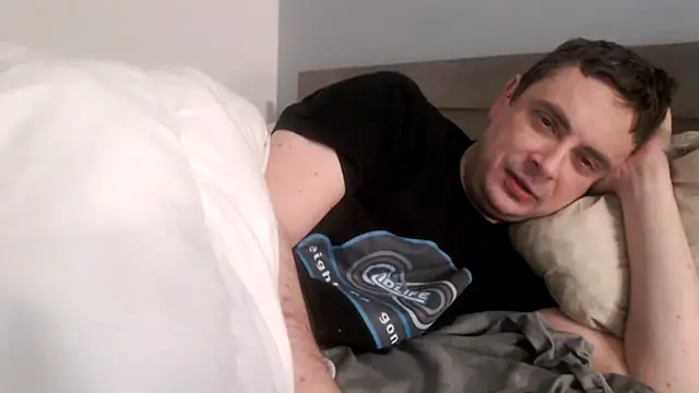 freddy0222222 online show from 02/10/26, 10:42