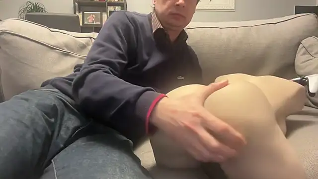 freddy0222222 online show from 03/16/26, 08:00