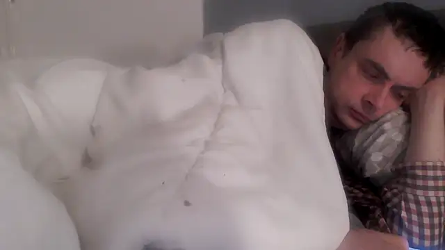 freddy0222222 online show from 02/03/26, 06:22