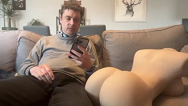 freddy0222222 online show from 03/10/26, 12:20