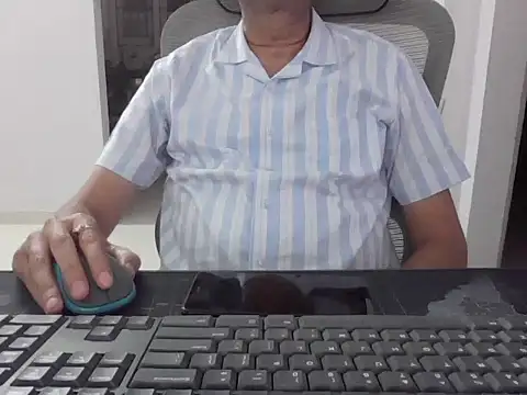 mrose8080 online show from 02/23/26, 06:41