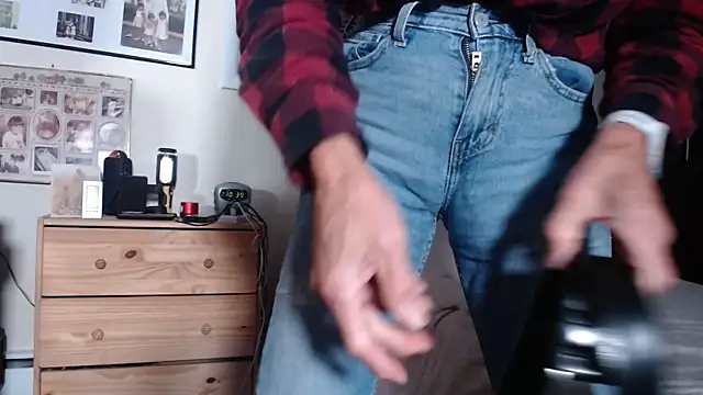 hottottrot691 online show from 11/20/25, 03:40