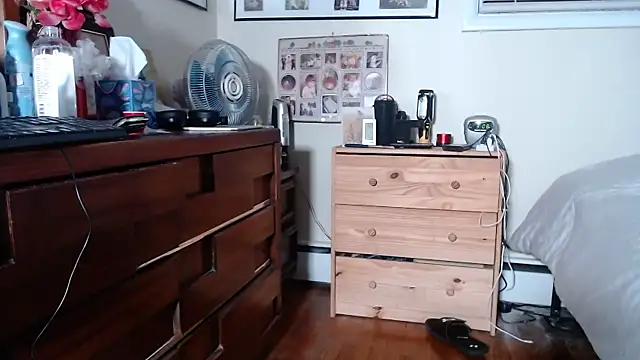 hottottrot691 online show from 01/10/26, 08:09