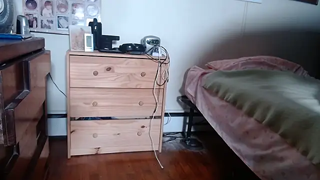 hottottrot691 online show from 10/31/25, 06:43