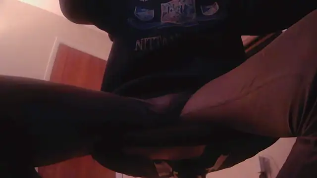 hottottrot691 online show from 11/26/25, 09:37