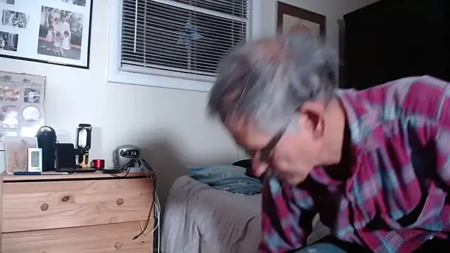 hottottrot691 online show from 12/21/25, 12:35