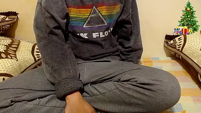 Alexdelarge323 online show from 12/19/25, 12:07