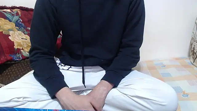 Alexdelarge323 online show from 03/12/26, 01:48