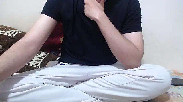 Alexdelarge323 online show from 04/27/26, 02:37