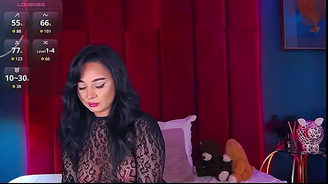 MadyLuxxx online show from 11/18/25, 07:50